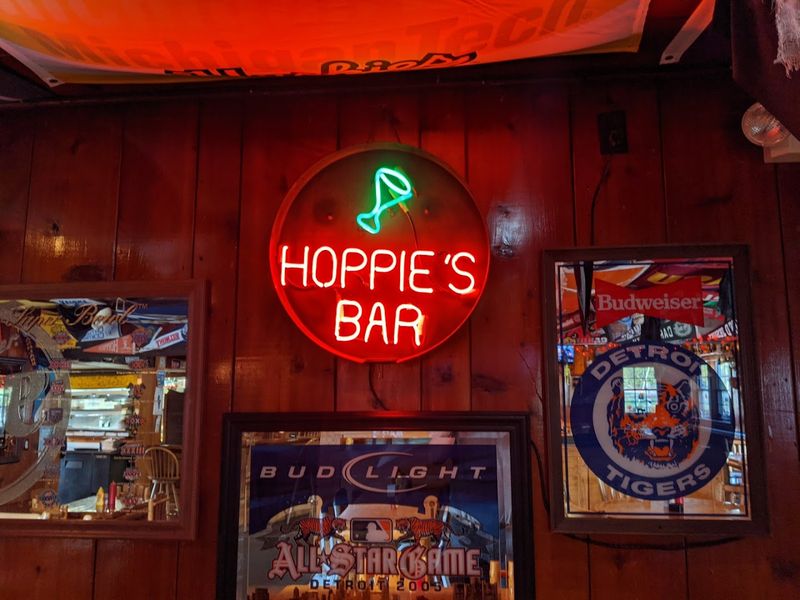 Hoppie's Tavern 