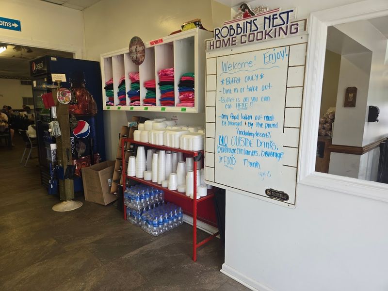 The All-You-Can-Eat North Carolina Buffet That Regulars Still Love For The Same Reasons - Decor Hint Why Regulars Keep Returning After Years