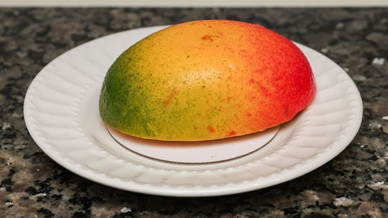 Fruit Cakes That Look Unbelievably Real
