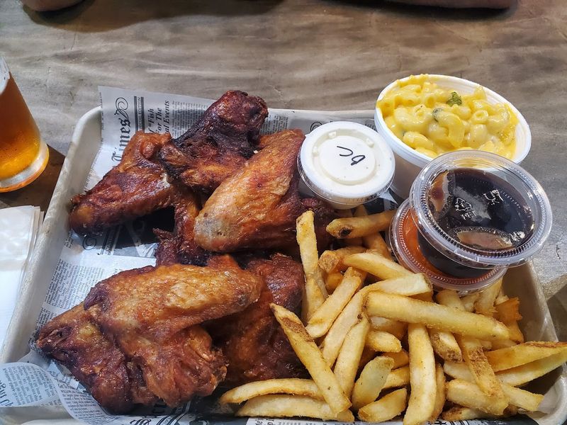 Mama T's Smokin Eats