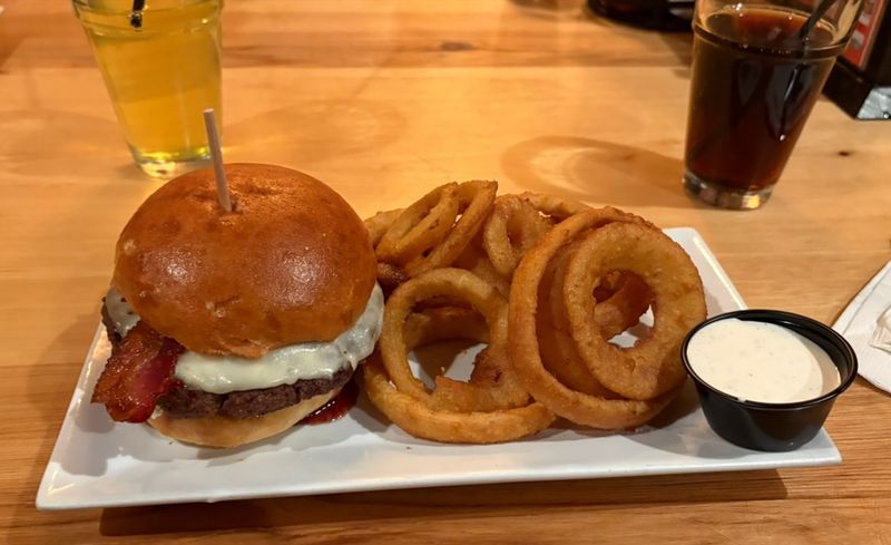 A Mac And Cheese Burger That Actually Works