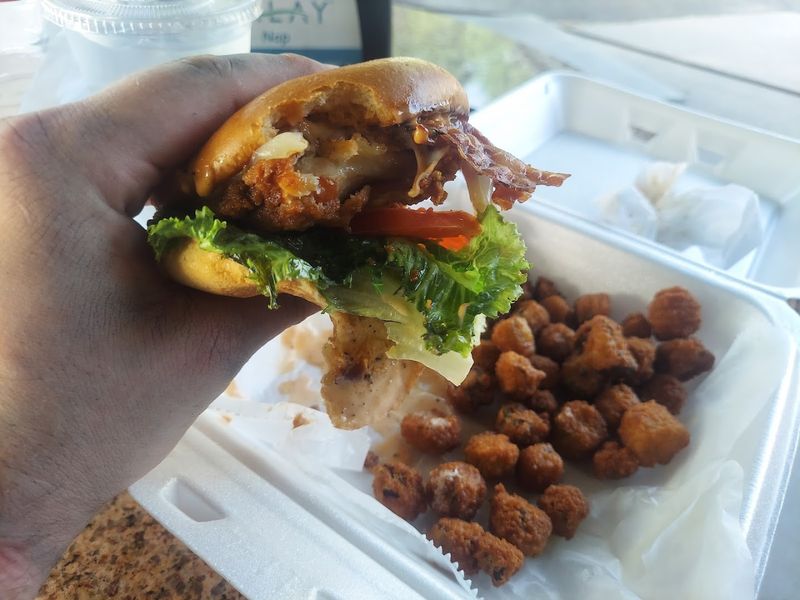 This Arkansas Food Truck Has People Leaving The Highway Just To Track It Down - Decor Hint Fried Okra And Potato Salad Done Right