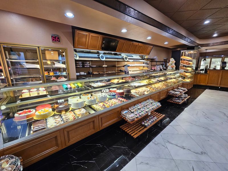 An Artisan Bakery Identity That Goes Well Beyond Cake
