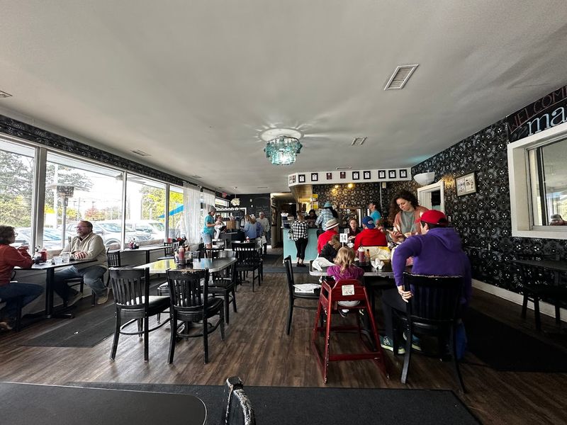 A Retro Diner Vibe That Feels Like Home