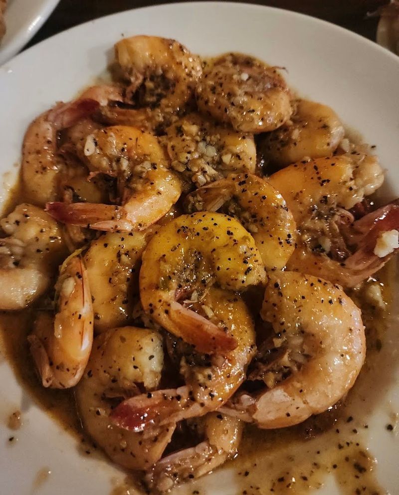 Shrimp Po Boy That Earns A Road Trip