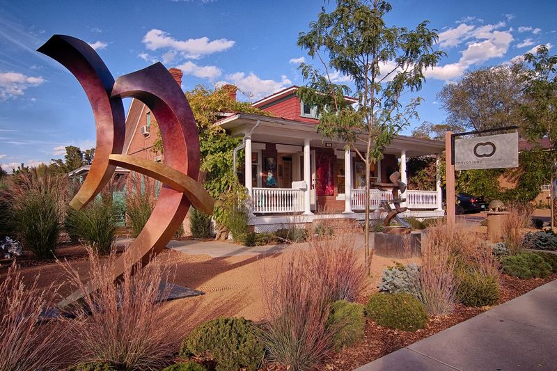 Canyon Road's Art World