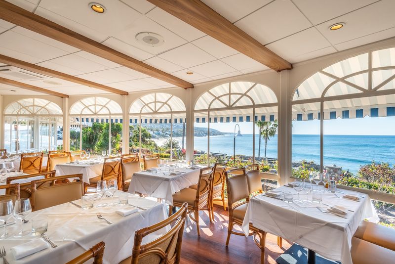 These Southern California Beachfront Restaurants Make The View Part Of The Meal In Spring - Decor Hint Las Brisas, Laguna Beach