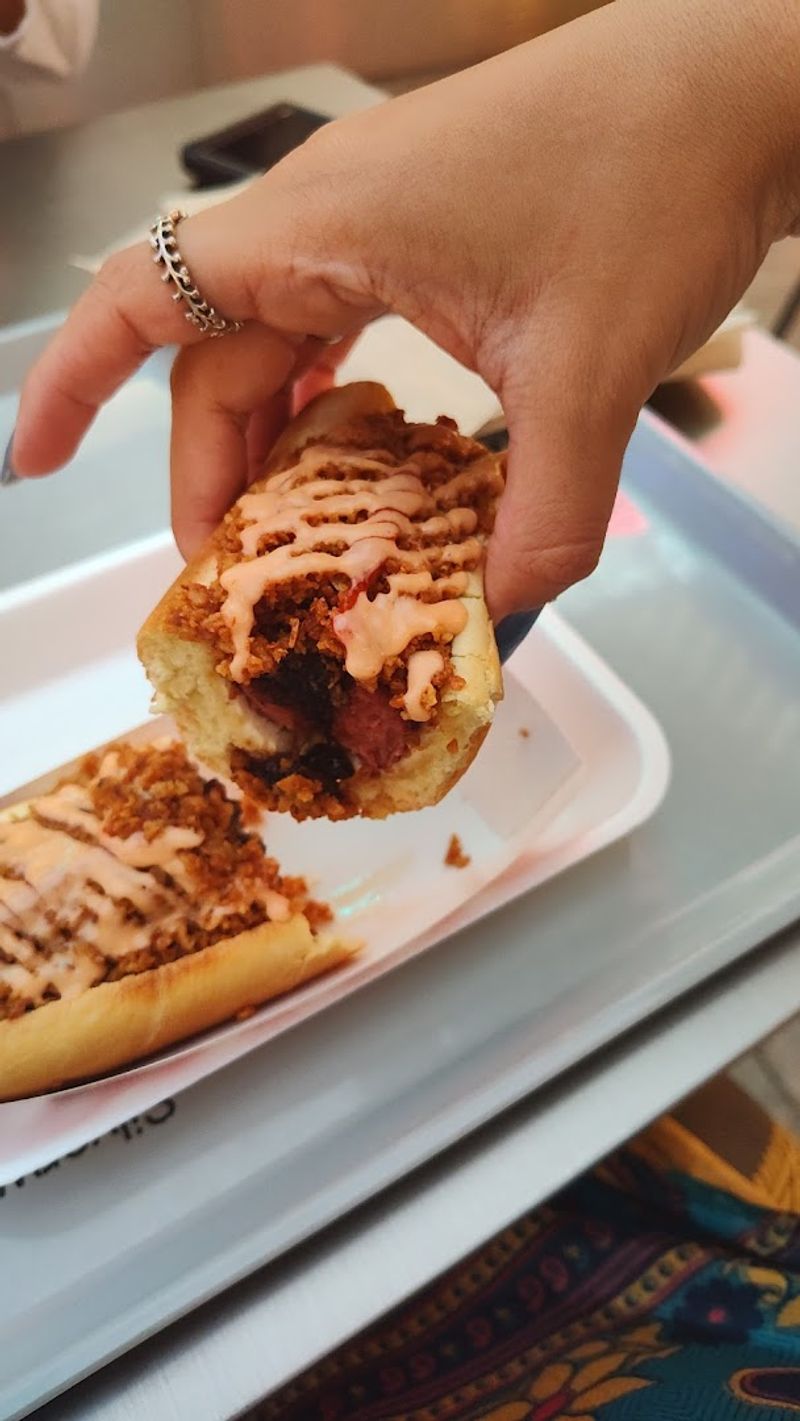 Yoyos Hot Dog