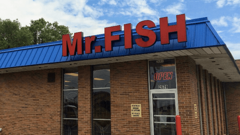8 Michigan Restaurants Known For Fried Fish Done Right - Decor Hint Mr. Fish
