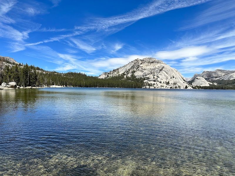 The Sunrise Lakes Trailhead