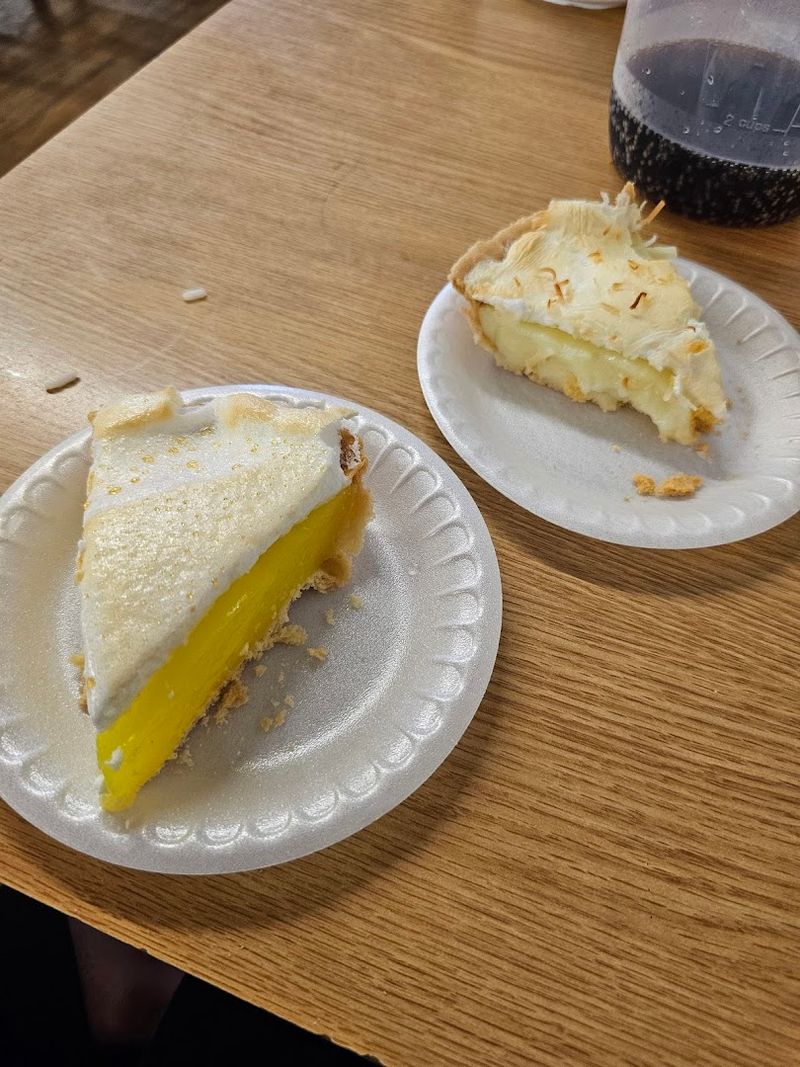 The All-You-Can-Eat North Carolina Buffet That Regulars Still Love For The Same Reasons - Decor Hint Desserts That Finish The Meal Right