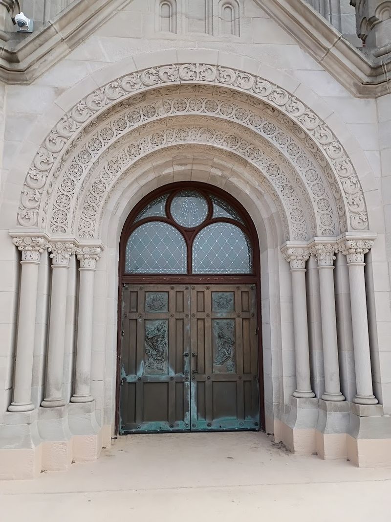9 Unique Castle-Inspired Spots In Wisconsin Worth Visiting - Decor Hint Holy Hill National Shrine Of Mary, Help Of Christians