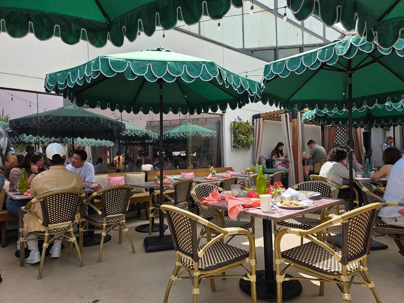 These Southern California Beachfront Restaurants Make The View Part Of The Meal In Spring - Decor Hint Cody's La Jolla, La Jolla