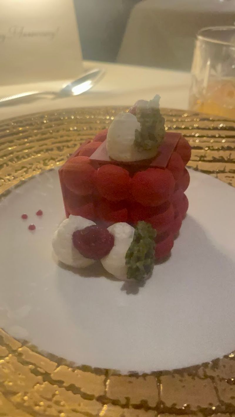 This California Steakhouse Turns Prime Rib Into A Real Art Form - Decor Hint Desserts And Complimentary Touches Add A Memorable Finish