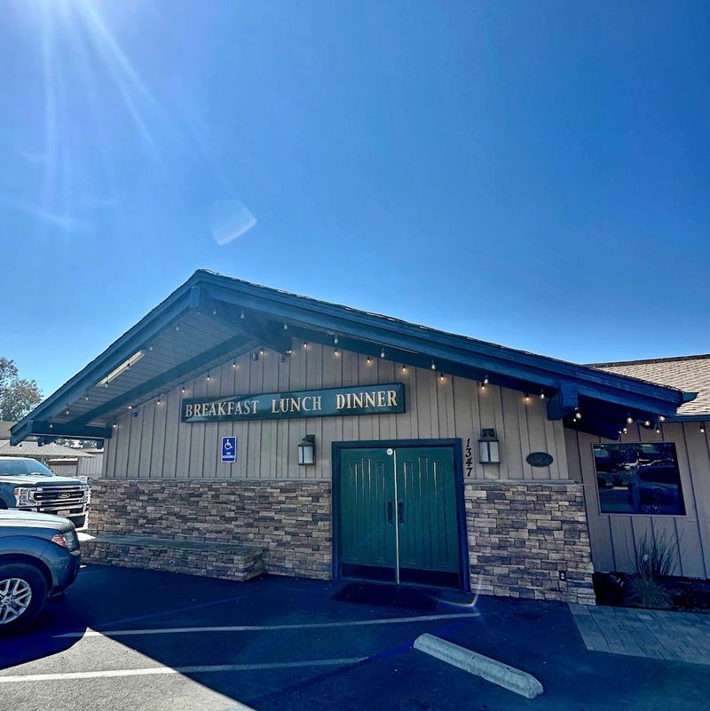 Small-Town Ramona Setting That Sets The Mood
