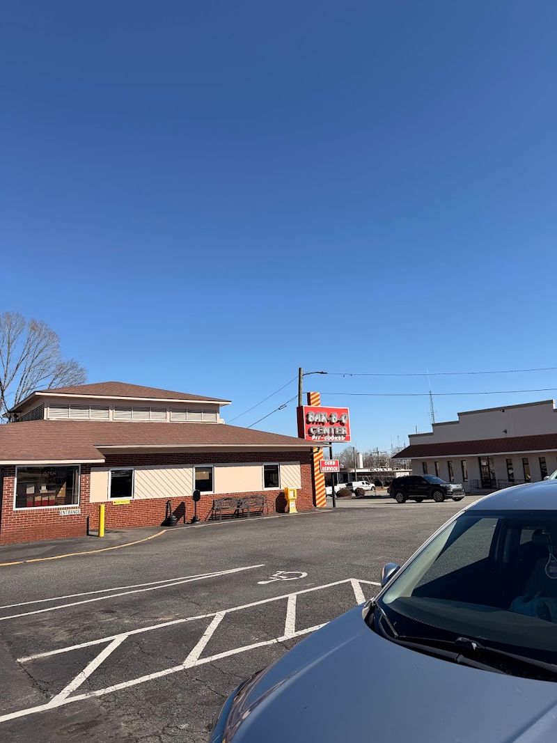 Real Hickory & Brick Pits