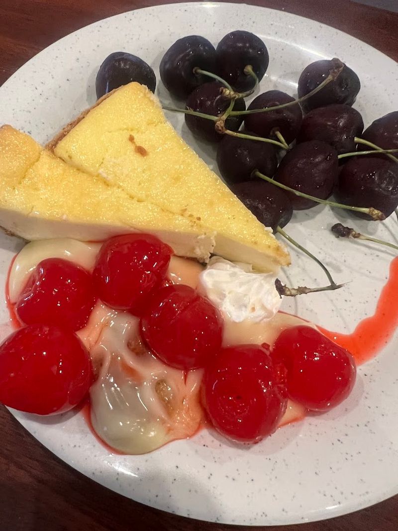 Desserts And Fruit Round Out A Meal Built For Pacing