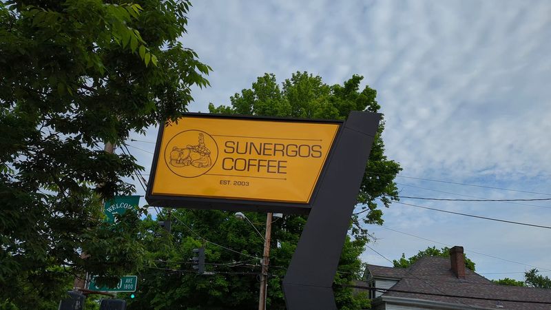 A good match for both quick stops and lingering visits