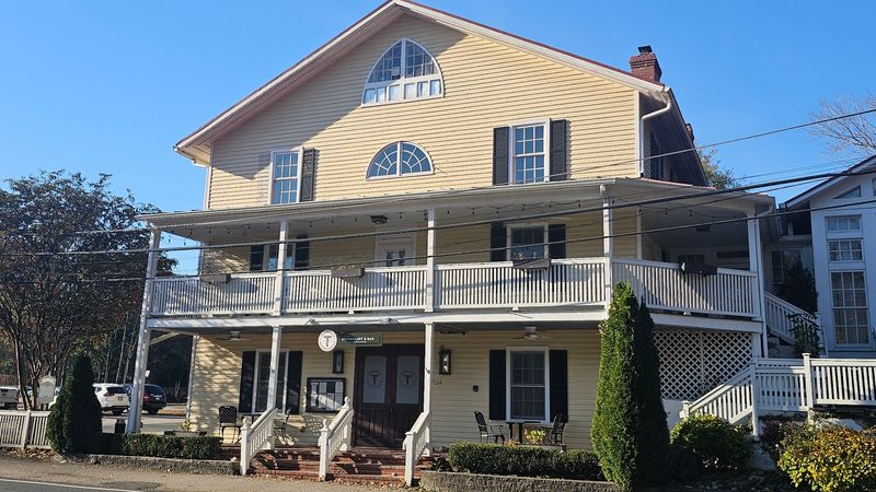 Trummer's Restaurant, Clifton