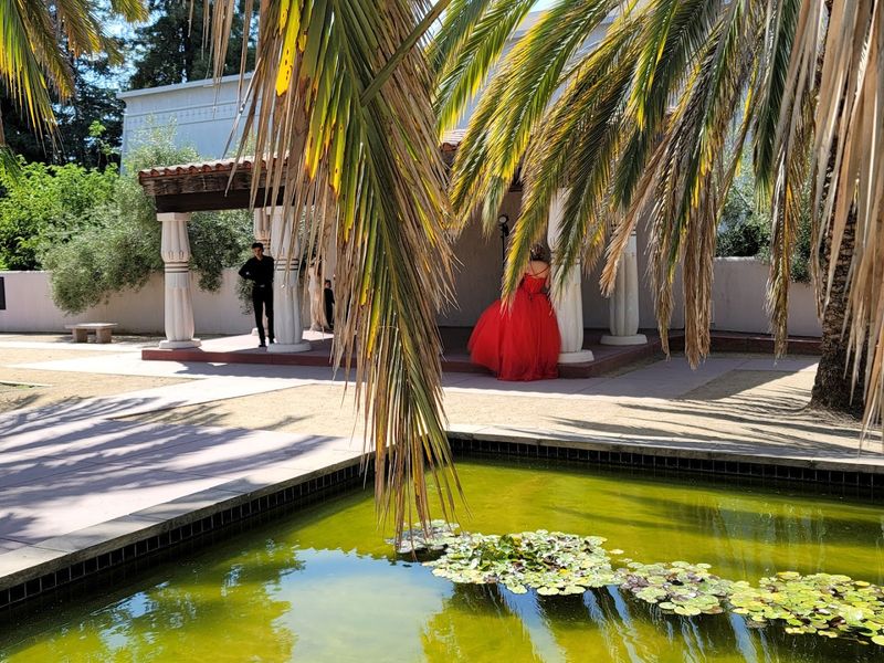 This California Museum Houses The West Coast's Largest Collection Of Egyptian Artifacts - Decor Hint A Peace Garden Dedicated In 2004 For Reflection And Meditation