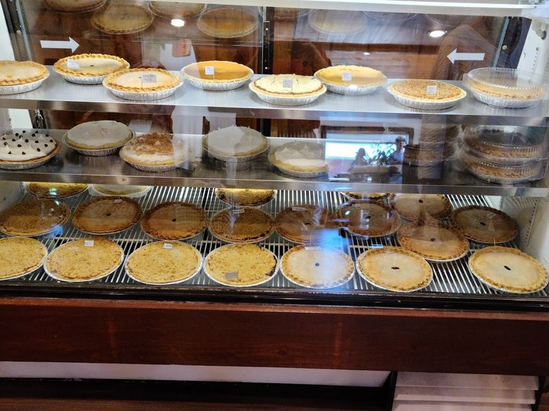 Yoder's Deitsch Haus Bakery 