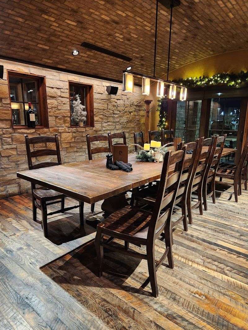 Porter Creek Hardwood Grill, Fargo