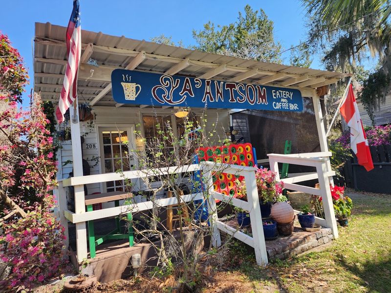 Ya-Antsom Coffee Shop