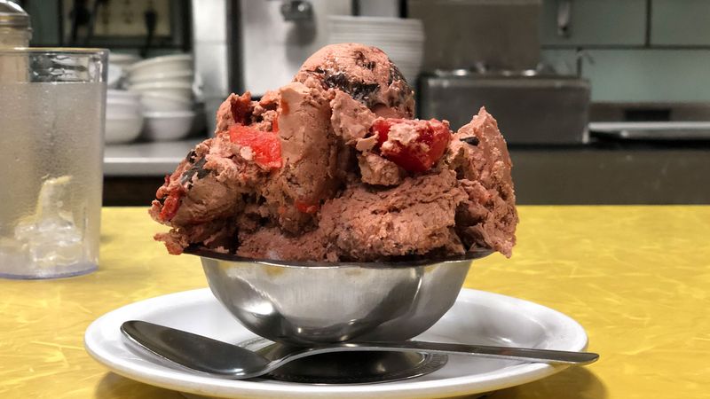 Tom's Ice Cream Bowl, Zanesville