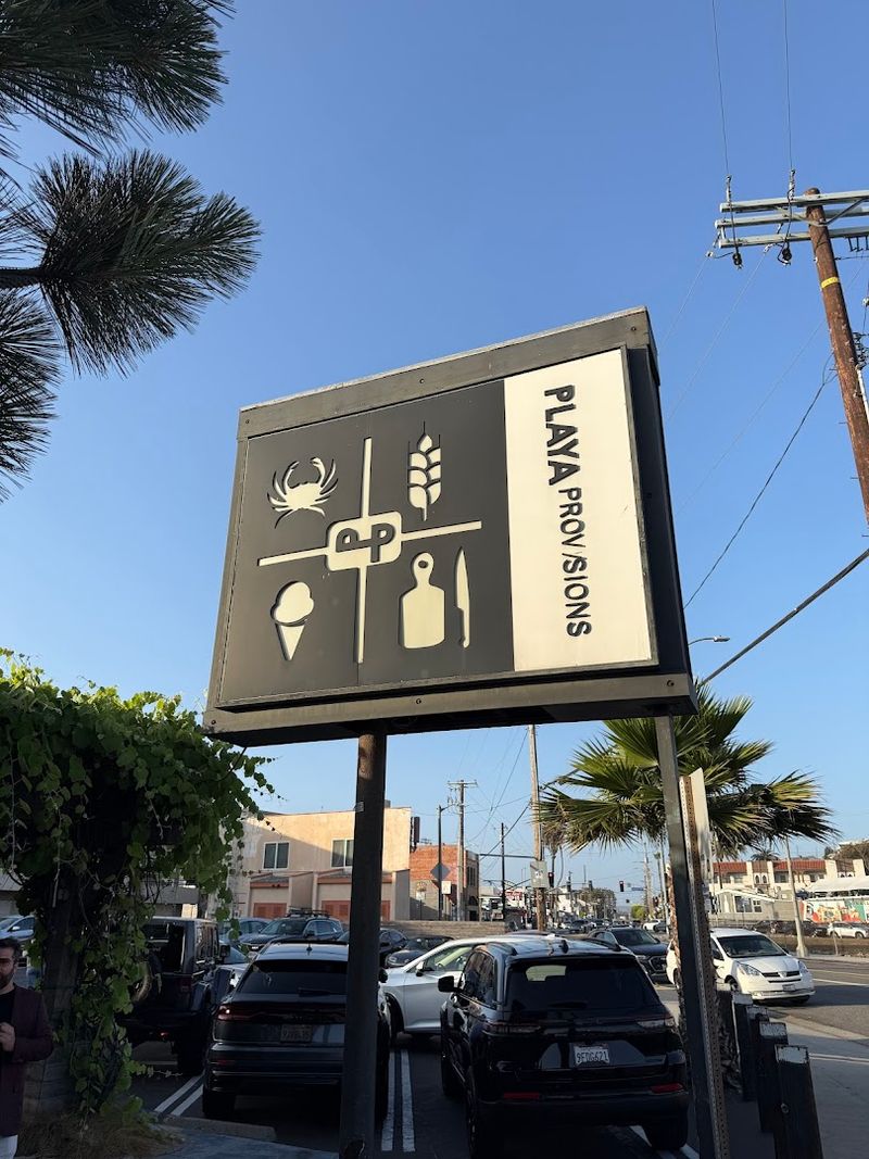 These Southern California Beachfront Restaurants Make The View Part Of The Meal In Spring - Decor Hint Playa Provisions, Playa del Rey
