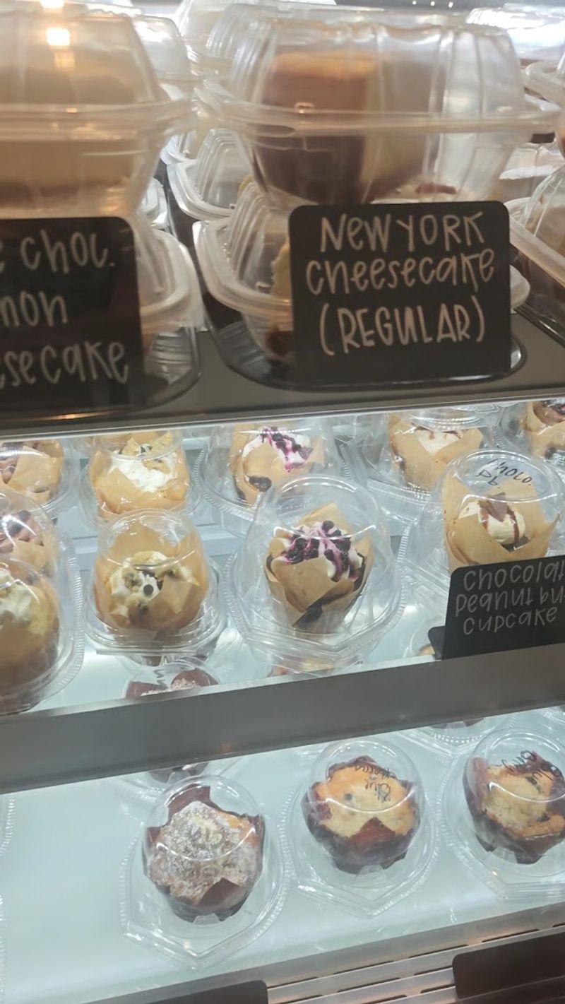 A Vault-Themed Shop In Small-Town Florida Now Serves Some Of The Sweetest Treats Around - Decor Hint Sweet Treats That Easily Justify A Stop