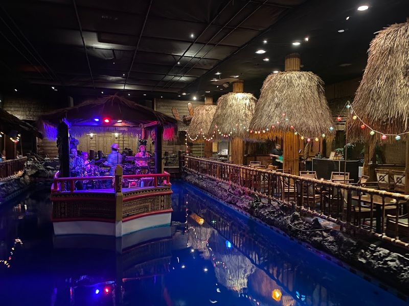 If You Haven't Eaten Inside A Tropical Lagoon In California, You're Missing Out Big Time - Decor Hint A Swimming Pool Became A Lagoon