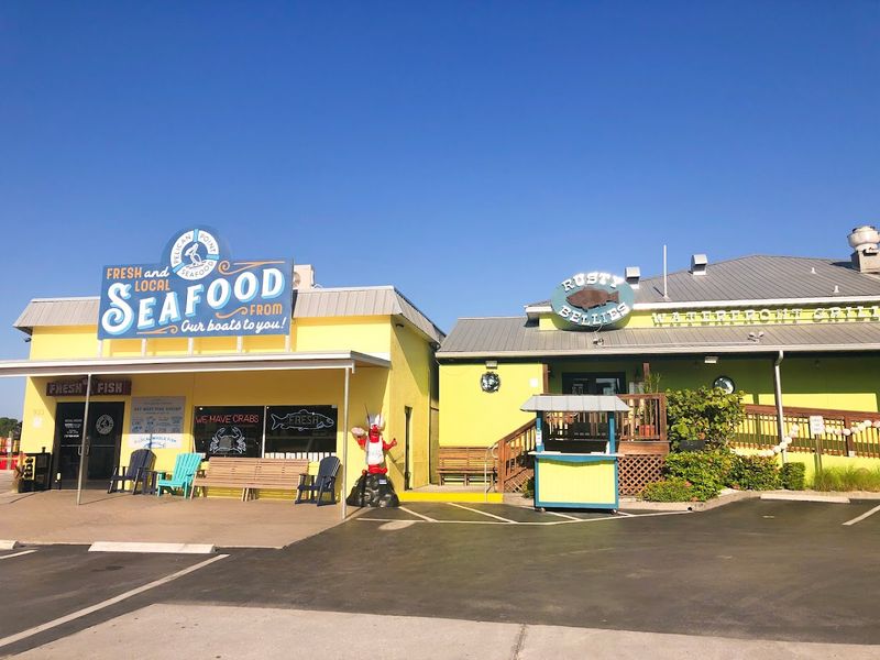 These Florida Waterfront Restaurants Turn Every Meal Into A Scenic Experience - Decor Hint Rusty Bellies Waterfront Grill