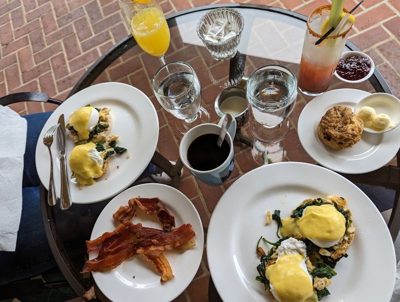 A Menu Built Around Maryland Seafood