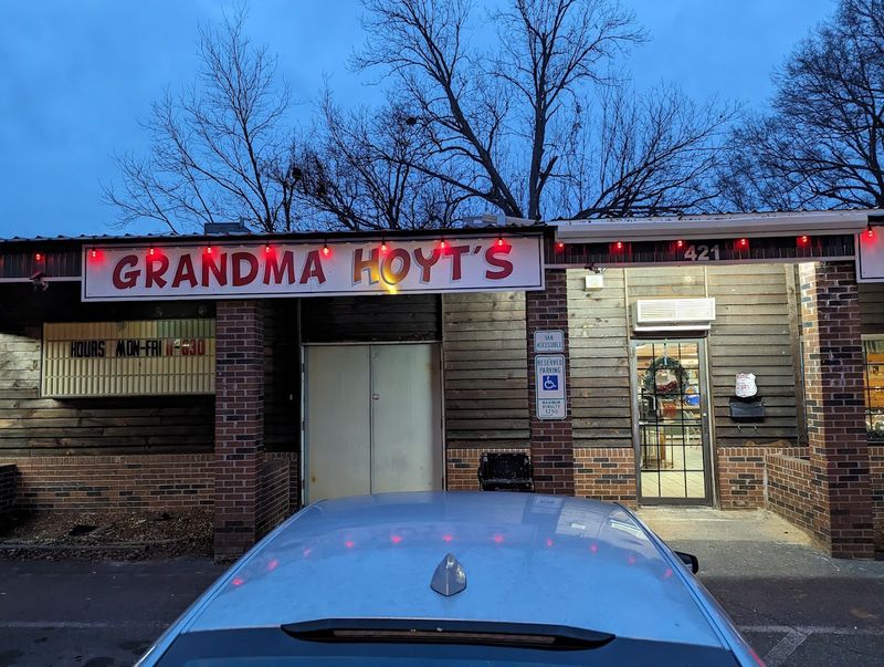 You'll Understand The Hype After Trying These 10 North Carolina Buffets - Decor Hint Grandma Hoyt's Country Buffet