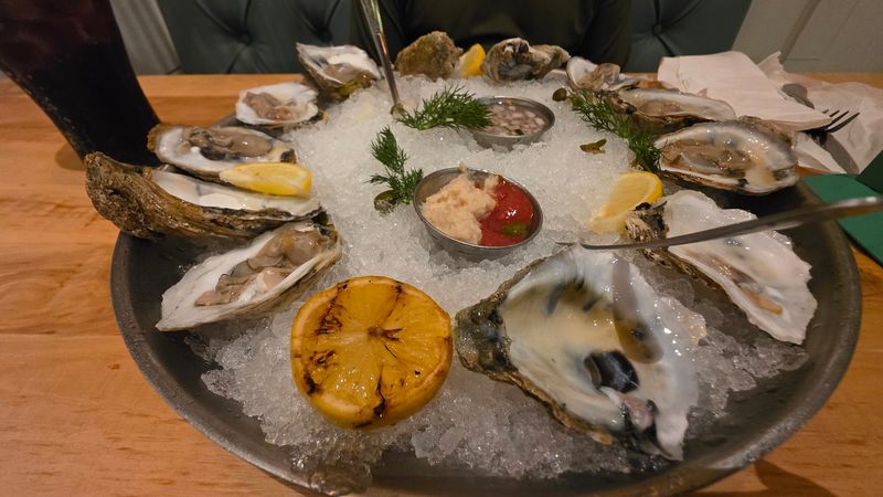 Fresh oysters give the menu real range