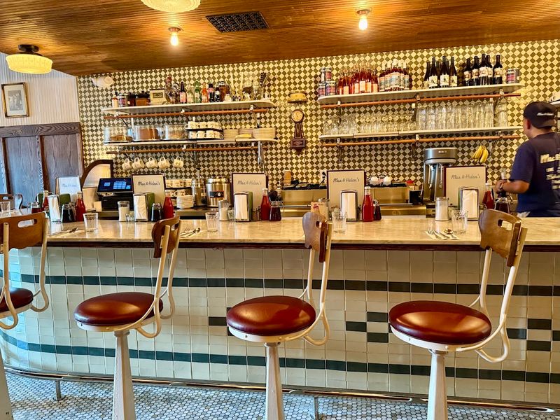 Max & Helen's, Los Angeles