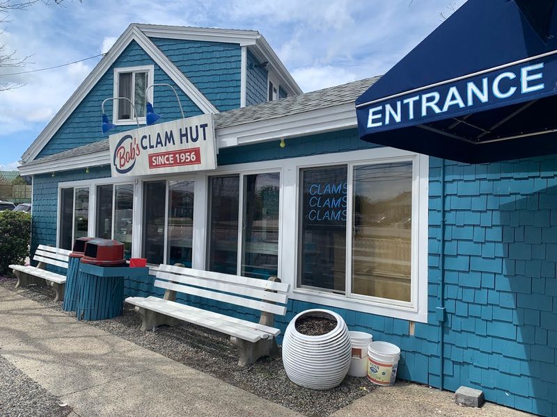 Bob's Clam Hut