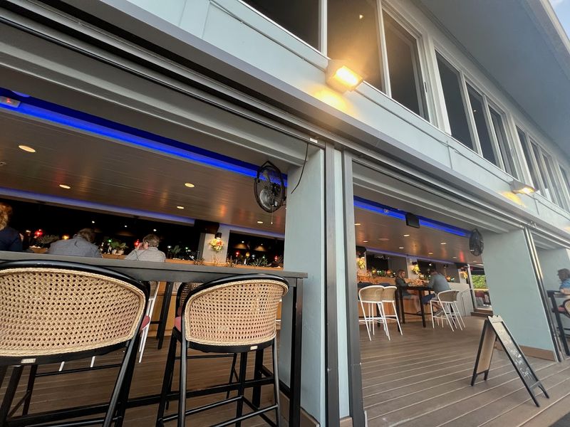 These Florida Waterfront Restaurants Turn Every Meal Into A Scenic Experience - Decor Hint Waterfront