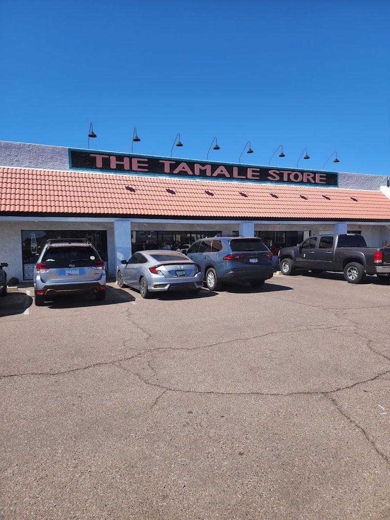 This Arizona Bakeshop's Tamales Are Worth Going Out Of Your Way For - Decor Hint First Impressions That Fool You Every Time