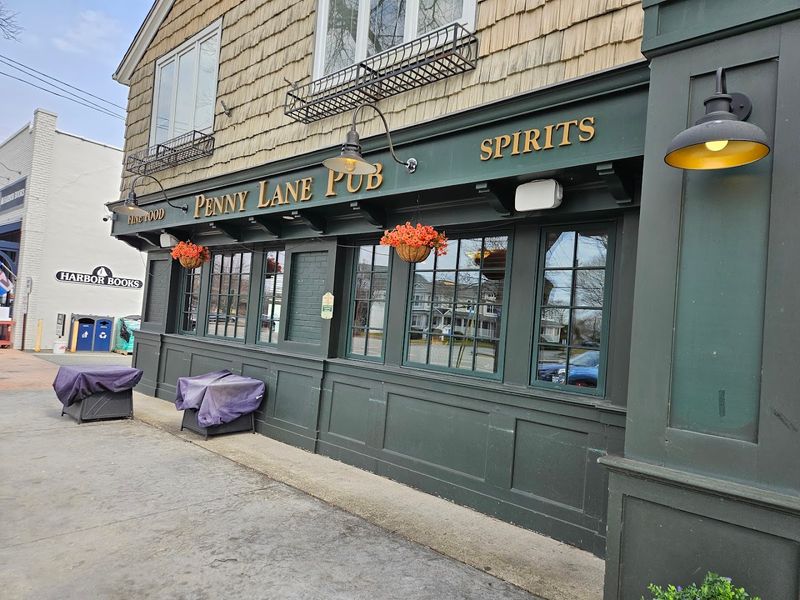 This Beatles-Themed Restaurant In Connecticut Belongs On Every Fan's Bucket List - Decor Hint Step Inside A Beatles Lover's Dream Called Penny Lane Pub