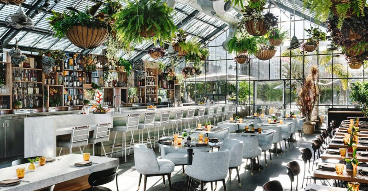 This California Brunch Experience Stands Out From The Others - Decor Hint