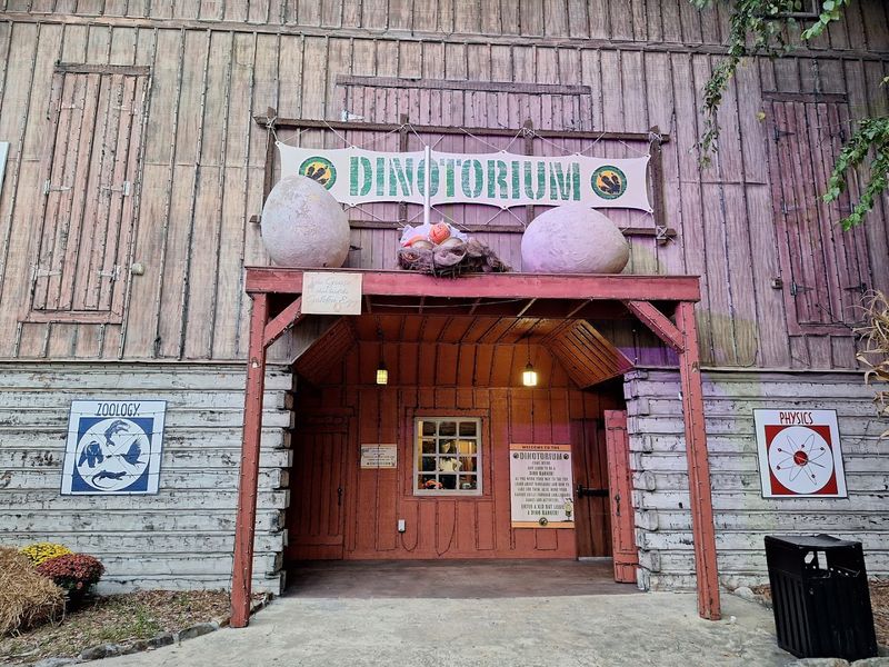 A Dinosaur Experience 