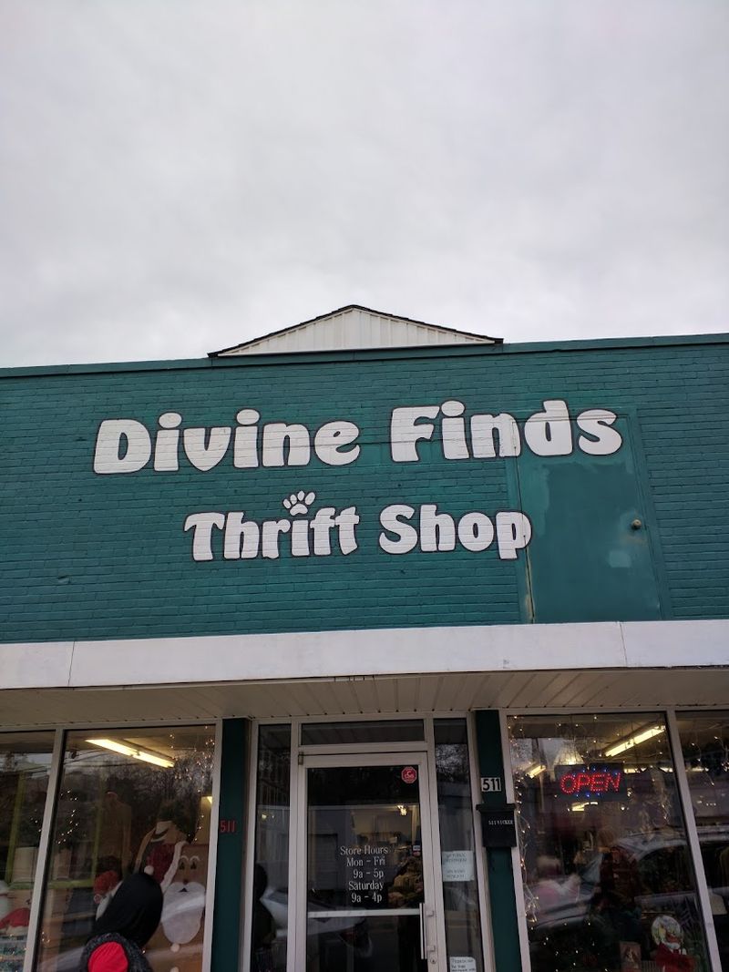 Divine Finds Thrift Shop