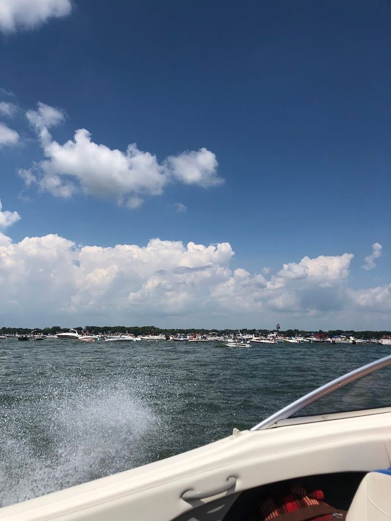 Indiana’s Largest Natural Lake Feels Bigger Than You Expect