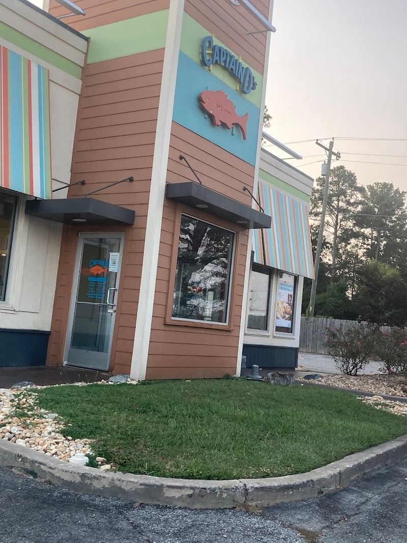 Captain D's Seafood Kitchen – Warner Robins, GA