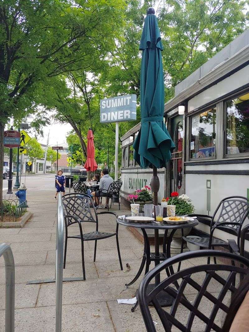 A 1929 Diner That Still Feels Frozen In Time