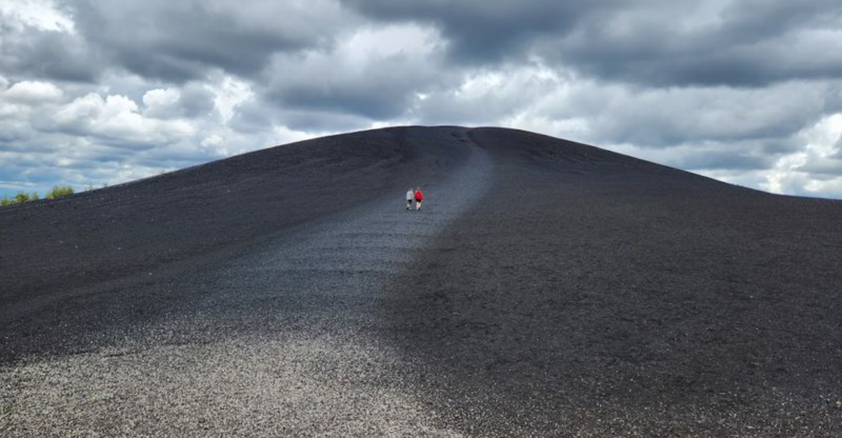 This Otherworldly Idaho Monument Looks Like A Trip To Another Planet - Decor Hint