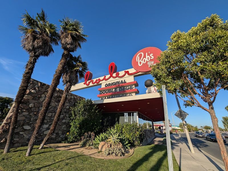 The 1958 Googie Architecture That Still Turns Heads