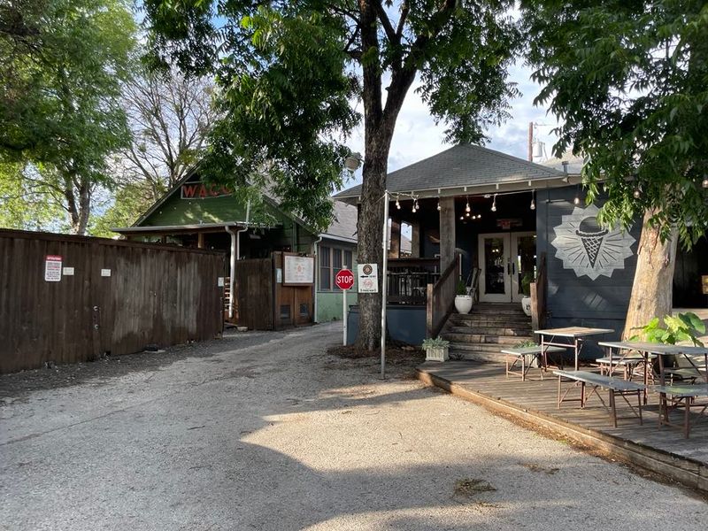A Shop That Knows Its Neighbors