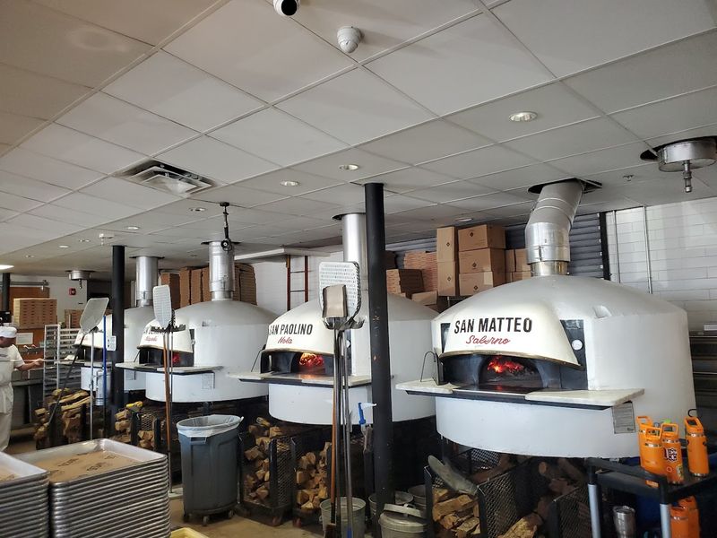 14 Texas Pizza Places Serving Slices You'll Dream About - Decor Hint DeSano Pizzeria Napoletana